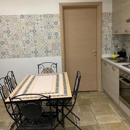 Il Giardino Della Torre 3* Torre Maggiore